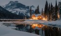 Obraz Wieloczęściowy Emerald Lake W Kanadzie Zimą