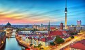 Obraz Wieloczęściowy Kolorowe Niebo I Panorama Berlina